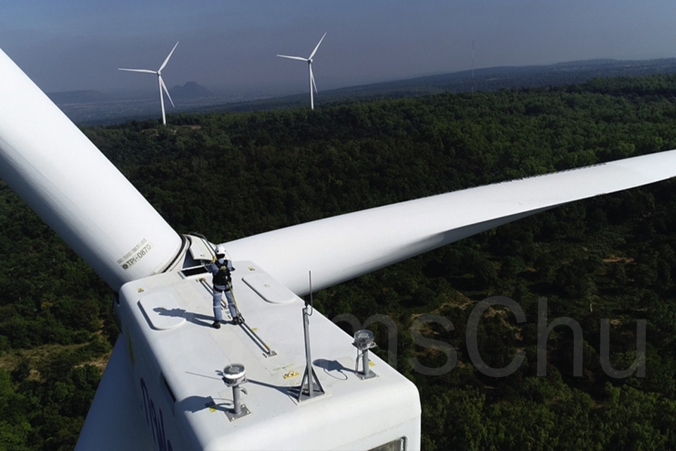 รับถ่ายวีดีโอทางอากาศโดรนคุณภาพสูง ตัดต่อวีดีโอ