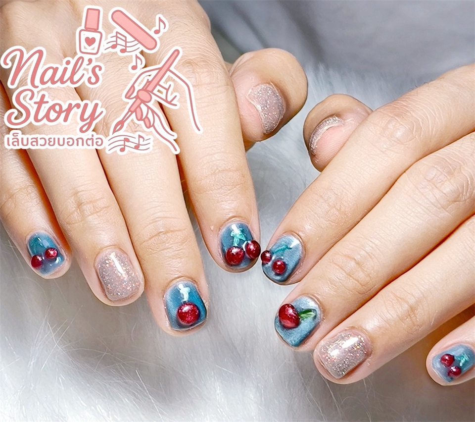 บริการทำเล็บที่บ้าน ทาเล็บเจลสีนู้ดประกาย รับทำเล็บมือสวย ช่างทำเล็บมืออาชีพ