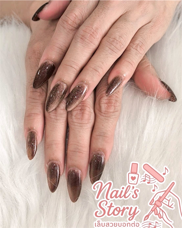 บริการทำเล็บที่บ้าน ทาเล็บเจลสีนู้ดประกาย รับทำเล็บมือสวย ช่างทำเล็บมืออาชีพ