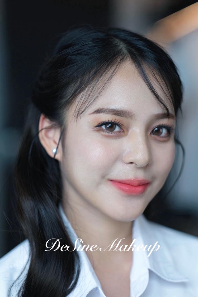 ช่างแต่งหน้ารับปริญญา แต่งหน้าสไตล์เกาหลีสวยหวาน