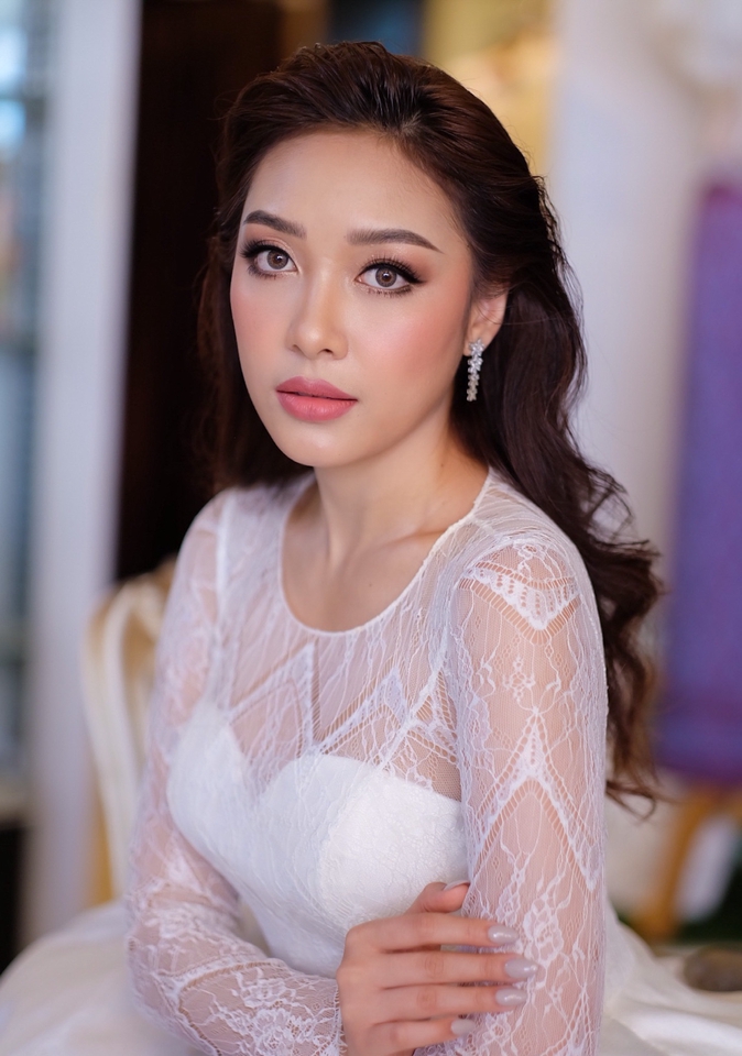 ช่างแต่งหน้าเจ้าสาว แต่งหน้ารับปริญญา แต่งหน้าสไตล์เกาหลี สวยหวาน