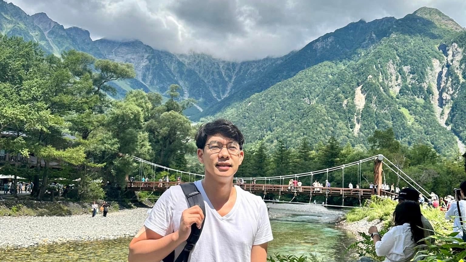 มีอะไรให้ช่วยไหมครับ