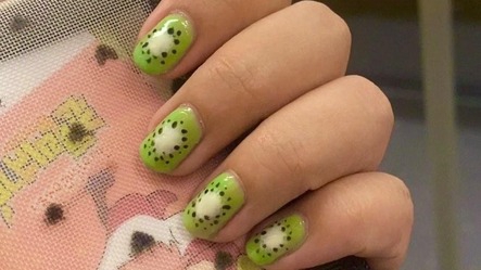 เพ้นเล็บ ผลไม้ กีวี