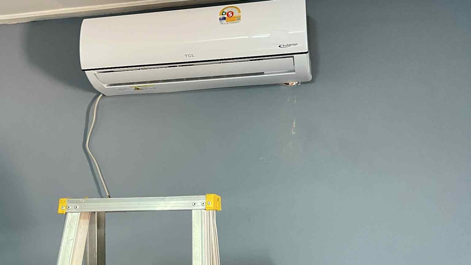ติดตั้งเเอร์ TCLขนาด13‚000 BTU
