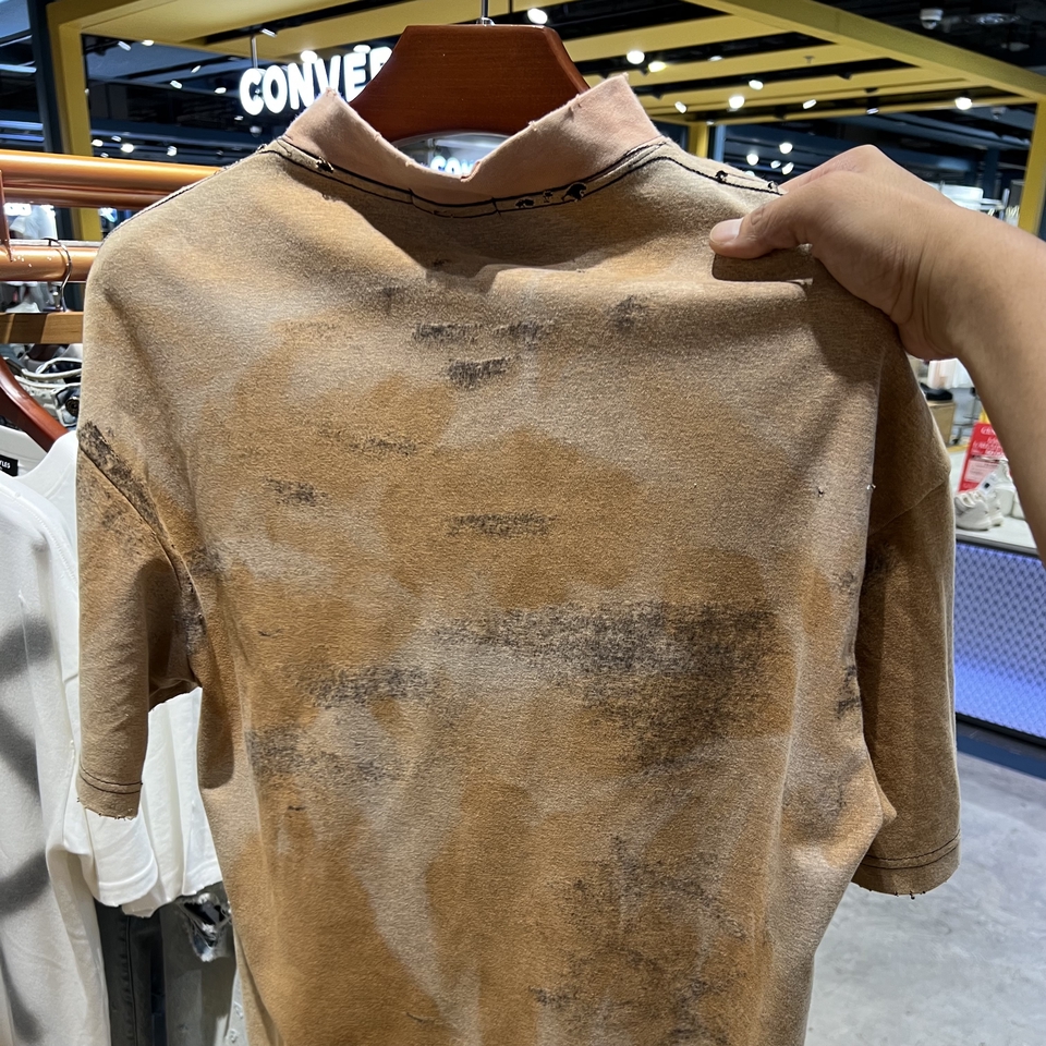 รับผลิตเสื้อผ้าแฟชั่น เสื้อขาด เสื้อเป็นรู เสื้อขาดรุ่ย