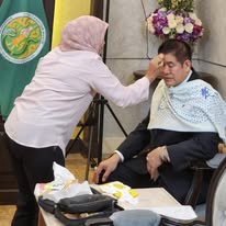 ช่างแต่งหน้ารับปริญญา แต่งหน้าเจ้าสาว ทำผม รับจ้างแต่งหน้า
