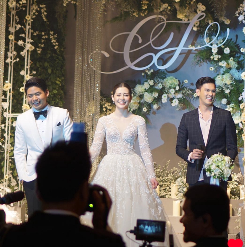 พิธีกรงานแต่งงานมืออาชีพ รับจ้างพิธีกรงานแต่งงาน หาพิธีกร MCงานแต่ง