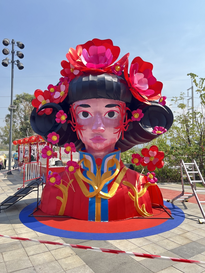 รับจัดแสดงโชว์ - ประติมากรรมโคมไฟ - 4