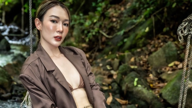 ถ่ายภาพบุคคลแนว Street & Candid | แฟชั่น ไลฟ์สไตล์ โลเคชั่นจริง