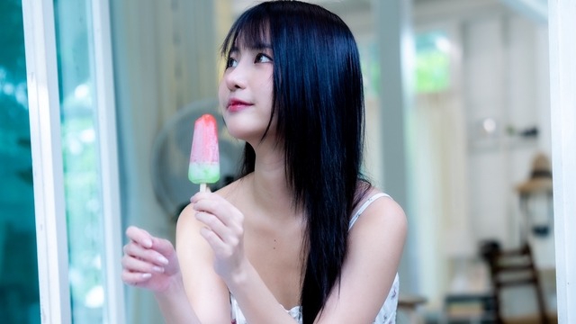 ถ่ายภาพบุคคลแนว Street & Candid | แฟชั่น ไลฟ์สไตล์ โลเคชั่นจริง