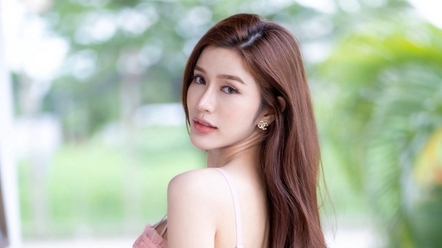 ถ่ายภาพบุคคลแนว Street & Candid | แฟชั่น ไลฟ์สไตล์ โลเคชั่นจริง