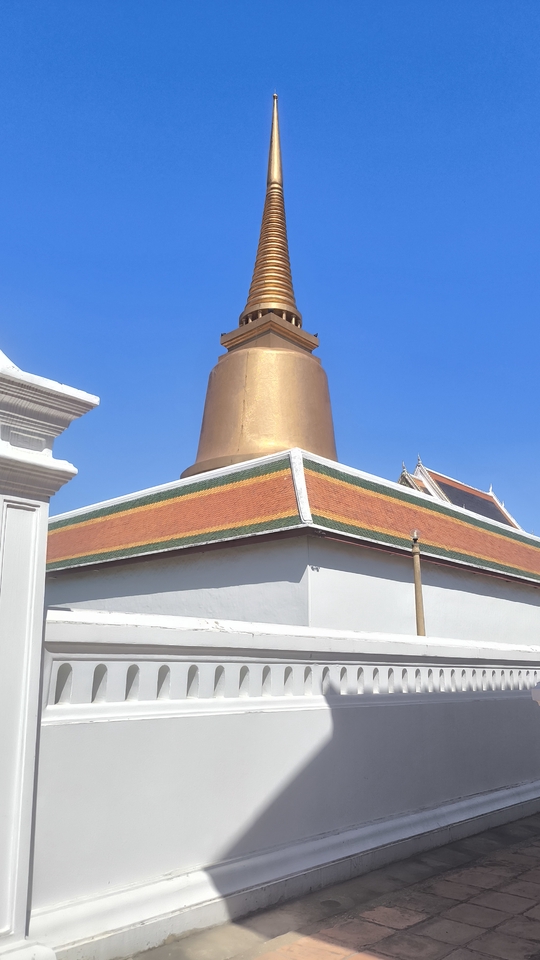 วัดโสมนัส ราชวรวิหาร