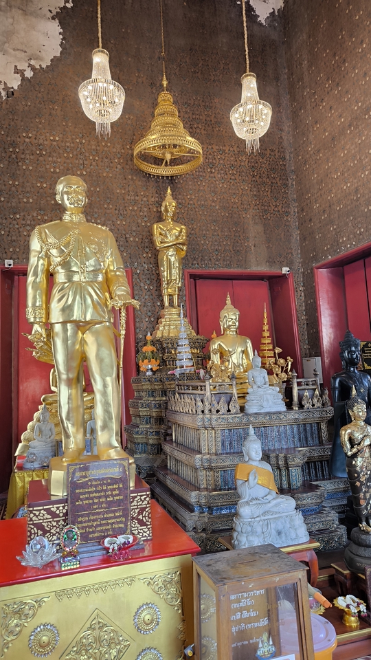 วัดราชนัดดาราม วรวิหาร (วัดโลหะปราสาท)