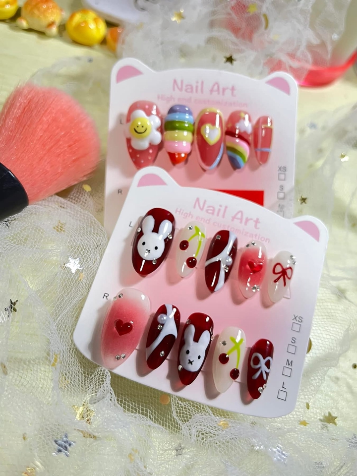 บริการทำเล็บที่บ้าน แบบติดต่อ ช่างทำเล็บมืออาชีพ ลายน่ารัก