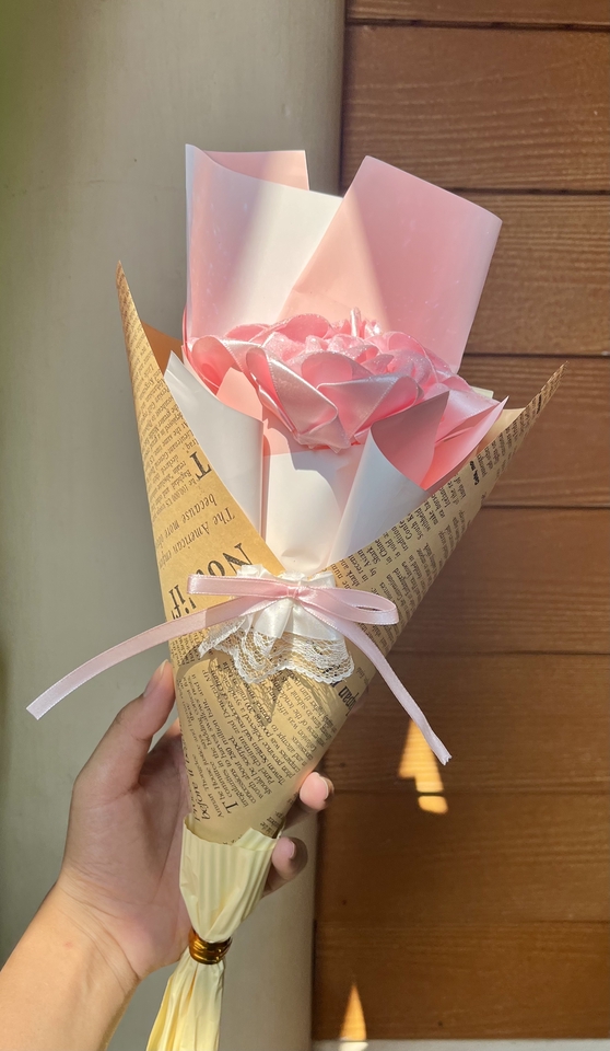 รับจัดดอกไม้ - ช่อกุหลาบกลิตเตอร์ 🌟 - 3