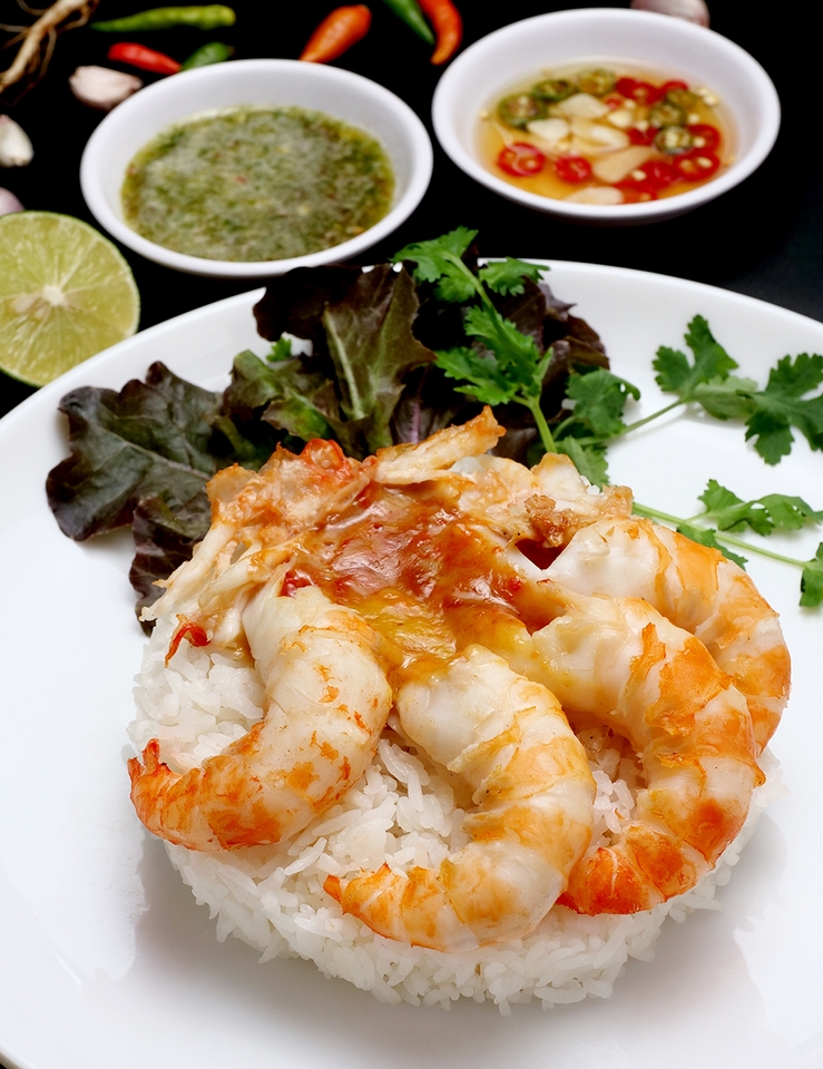 รับถ่ายภาพอาหารไทย อาหารทะเล กุ้งเผา ช่างภาพมืออาชีพ