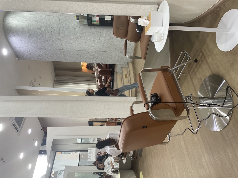Awish salon design work at Siam Scape Building, Siam area, Bangkok.