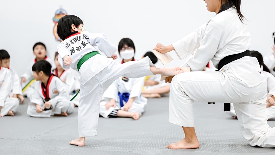 สอนเทควันโดสำหรับเด็กอายุ 3-6 ปี