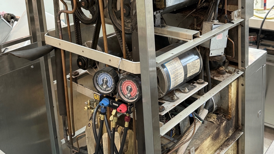 ซ่อมเครื่องทำไอศครีม