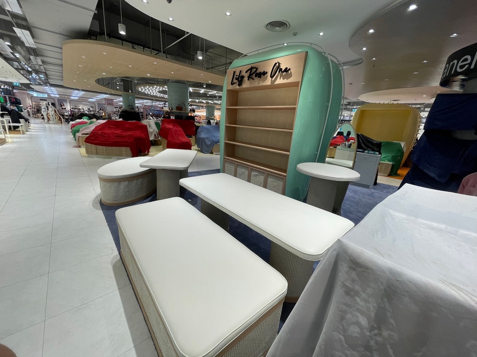 ผู้รับเหมาตกแต่งภายใน ออกแบบและก่อสร้างร้านค้า