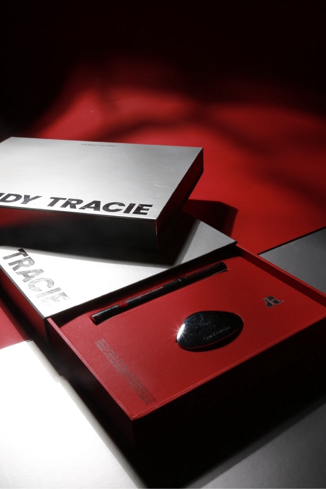 ออกแบบกล่องบรรจุภัณฑ์สินค้าแบรนด์Judy Tracie หรูหรา