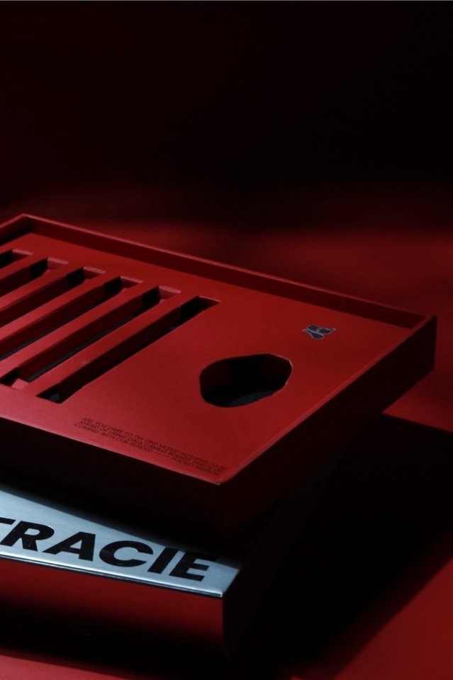 ออกแบบกล่องบรรจุภัณฑ์หรูหราสำหรับแบรนด์Gracie รับออกแบบกล่องสินค้า