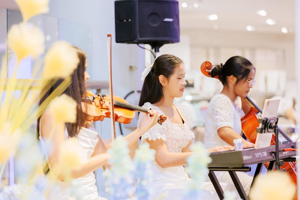 āļāļąāļāļāļāļāļĢāļĩ āļ§āļāļāļāļāļĢāļĩ - Violin band ðŧ āļ§āļāļāļāļāļĢāļĩāļāļĢāļĢāđāļĨāļāļŠāļģāļŦāļĢāļąāļāļāļēāļāļāļĩāđāļ§āļāļāđāļāđāļēāļāđ (āđāļ§āđāļāļĨāļīāļ āļāļĩāļĒāđāļāļāļĢāđāļ āđāļāļĨāđāļĨ ) āđāļĨāļ°āļĢāļđāļāđāļāļāļāļ·āđāļāđ - 6