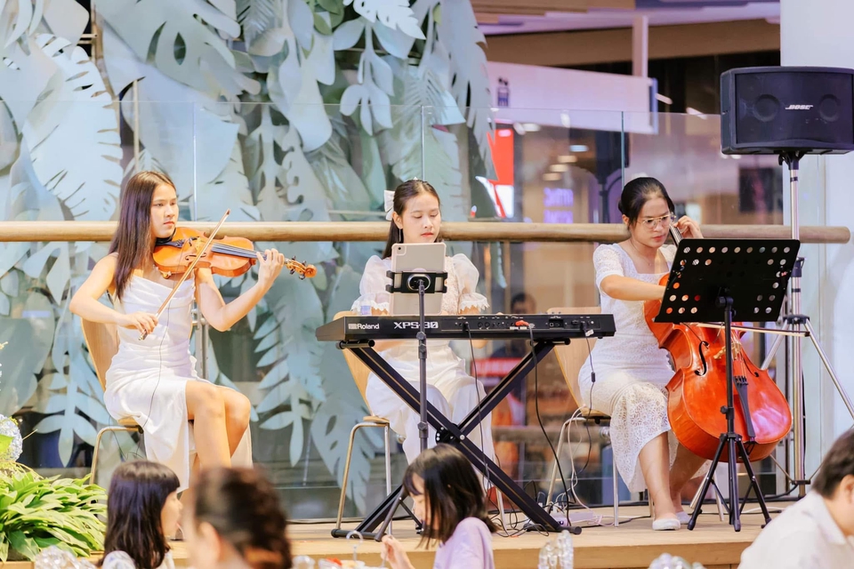 āļāļąāļāļāļāļāļĢāļĩ āļ§āļāļāļāļāļĢāļĩ - Violin band ðŧ āļ§āļāļāļāļāļĢāļĩāļāļĢāļĢāđāļĨāļāļŠāļģāļŦāļĢāļąāļāļāļēāļāļāļĩāđāļ§āļāļāđāļāđāļēāļāđ (āđāļ§āđāļāļĨāļīāļ āļāļĩāļĒāđāļāļāļĢāđāļ āđāļāļĨāđāļĨ ) āđāļĨāļ°āļĢāļđāļāđāļāļāļāļ·āđāļāđ - 7