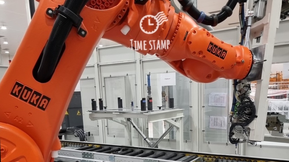 ติดตั้งและให้คำปรึกษาด้านการใช้งานหุ่นยนต์ในอุตสาหกรรม Kuka