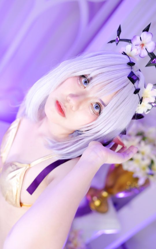 นางแบบมือสวยมืออาชีพ หานางแบบถ่ายแบบ กรุงเทพ