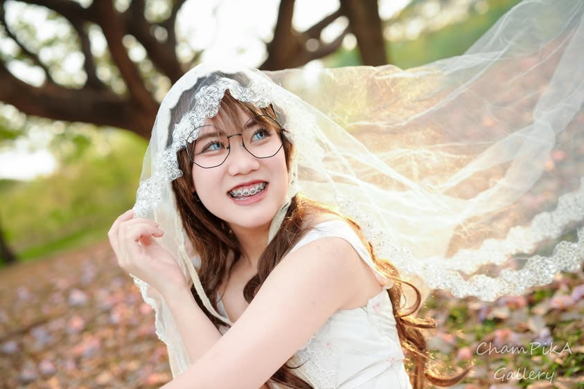 นางแบบมือสวย แต่งงาน ถ่ายภาพสินค้า