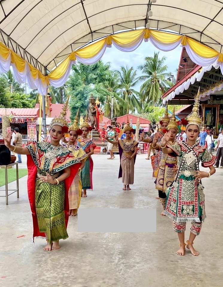 รำหน้าองค์ปู่ท้าวเสสสุวรรณ