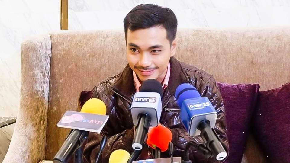 เคยทำงานแสดงในวงการบันเทิงมา