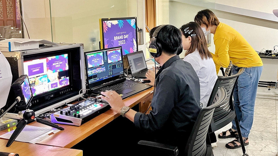 ทีมงานมืออาชีพรับตัดต่อวีดีโอ live streaming ถ่ายวีดีโอคอนเสิร์ต งานอีเว้นท์ สัมมนา