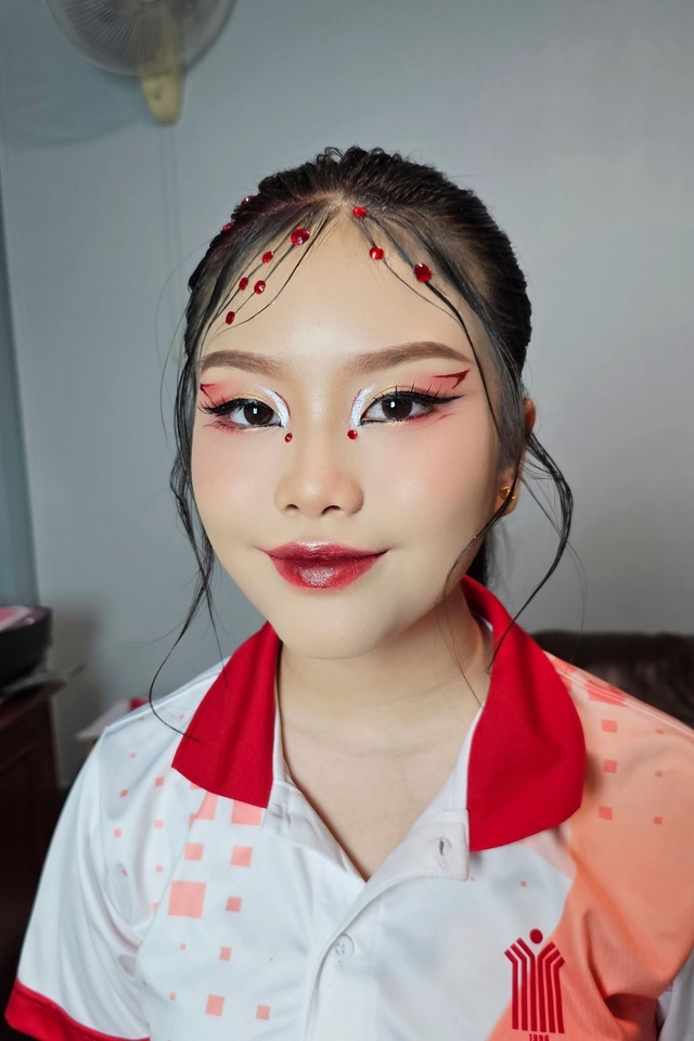 ช่างแต่งหน้า - รับแต่งหน้า แต่งหน้าออกงานต่างๆ แต่งหน้าแฟนซี แต่งหน้าเกาหลี โต่วอิน แต่งหน้าสไตล์เวียดนาม - 4