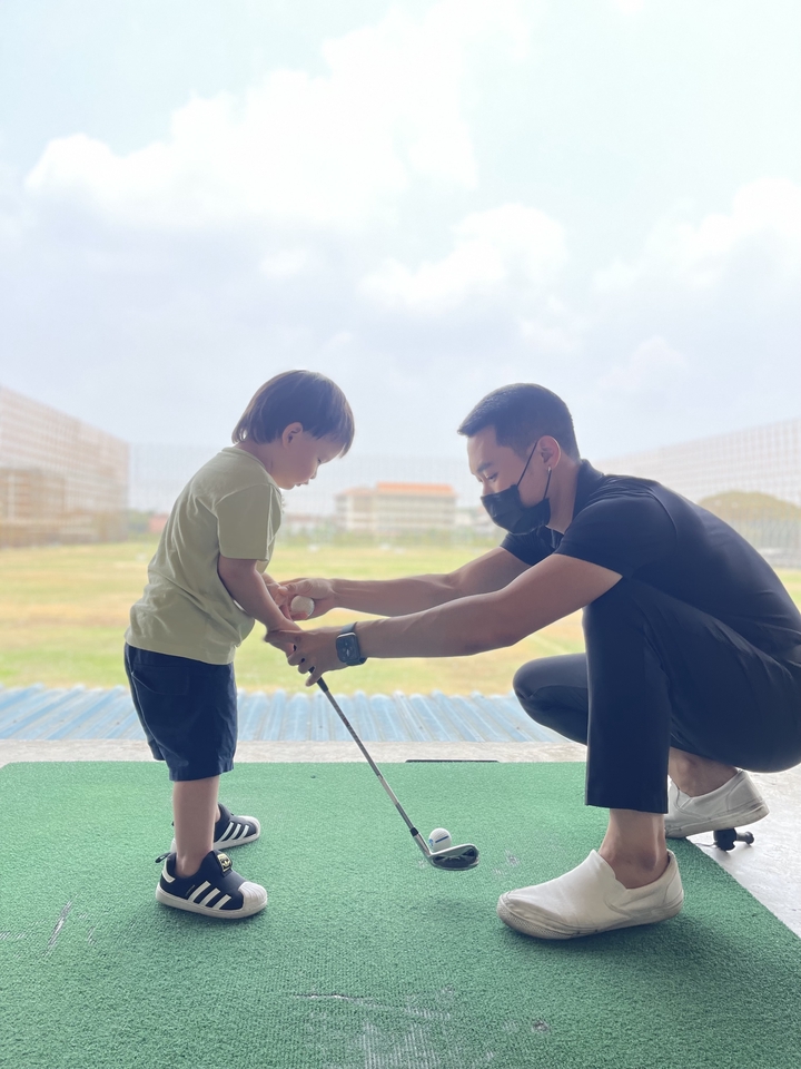 เรียนตีกอล์ฟเด็ก ครูสอนตีกอล์ฟมืออาชีพ ราคา