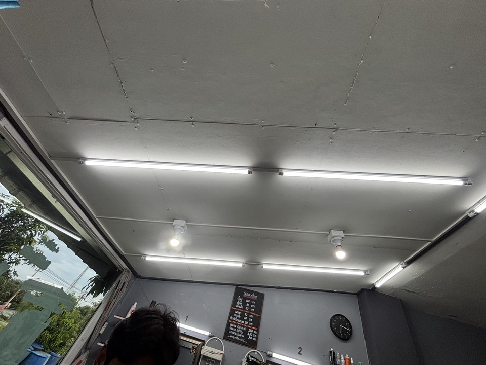 รับเดินสายไฟฟ้าภายในบ้าน ติดตั้งไฟ LED ช่างไฟฟ้ากรุงเทพฯ