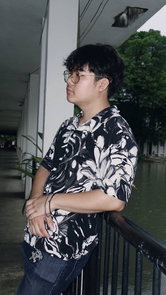 ช่างภาพรับถ่ายภาพบุคคล รับถ่ายภาพโปรไฟล์ รับถ่ายรูปคน ตากล้องอิสระ บริการถ่ายภาพมืออาชีพ