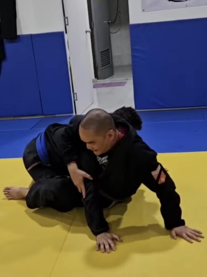 เรียนกีฬาอื่นๆ - รับสอนบราซิลเลียนยิวยิตสู (อังกฤษ: Brazillian jiu-jitsu /BJJ) - 4