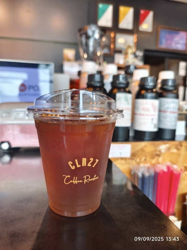 Coffee LIVE & RoasT หัวหิน