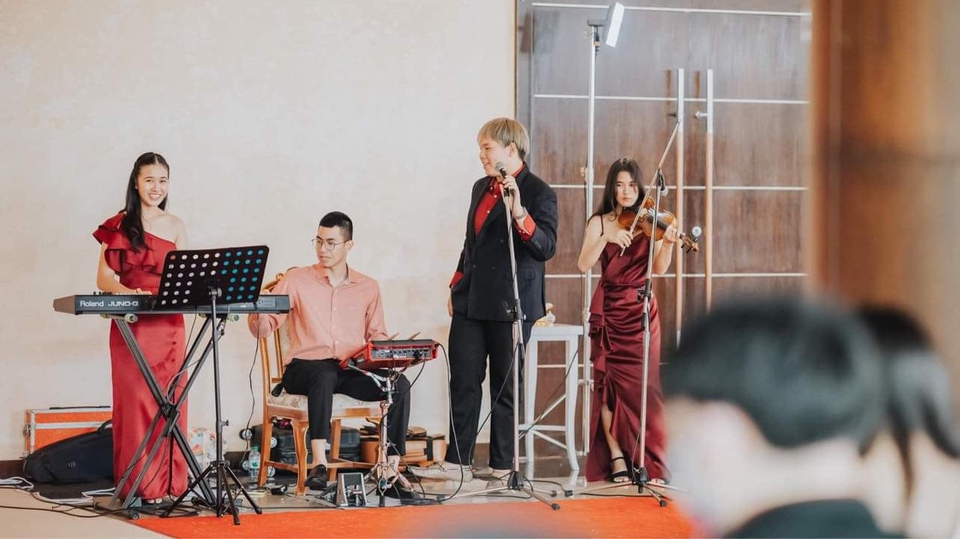 วงดนตรีงานแต่งงาน งานอีเวนท์ งานเปิดตัวงานเลี้ยงฉลอง วงดนตรี ไวโอลิน คีร์บอร์ด กีตาร์ กลอง นักร้อง