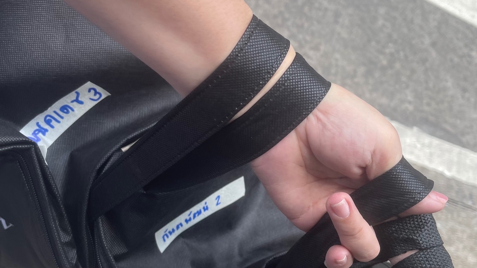 รับจ้างเลี้ยงสุนัขและแมว ดูแลสัตว์เลี้ยงตามบ้าน