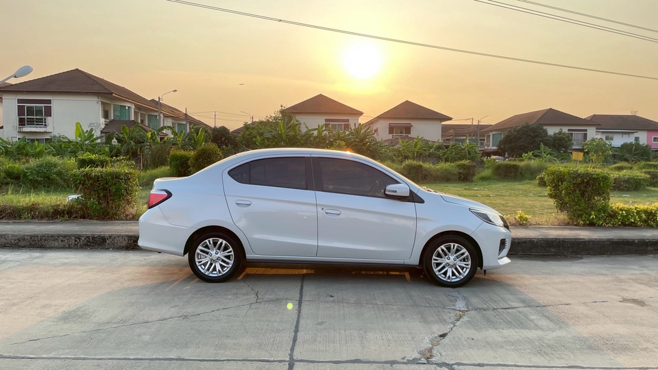 รับสอนขับรถ เกียร์กระปุก เกียร์ออโต้ ได้หมดค่ะ