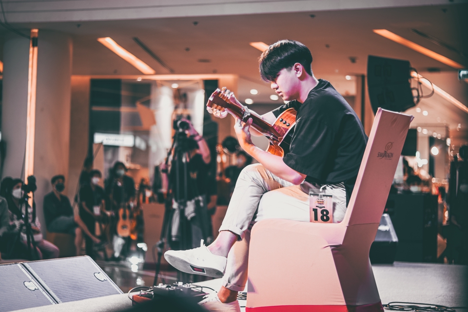 หานักดนตรี นักดนตรีเล่นเพลงเพราะๆ ดนตรีคุณภาพดี ราคาเป็นกันเอง ในกรุงเทพฯ เชียงใหม่