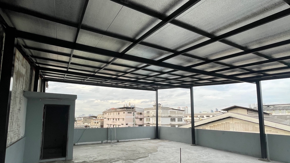 รับเหมาก่อสร้างต่อเติมหลังคาโครงเหล็ก ออกแบบติดตั้งหลังคาเมทัลชีท กันแดดกันฝน