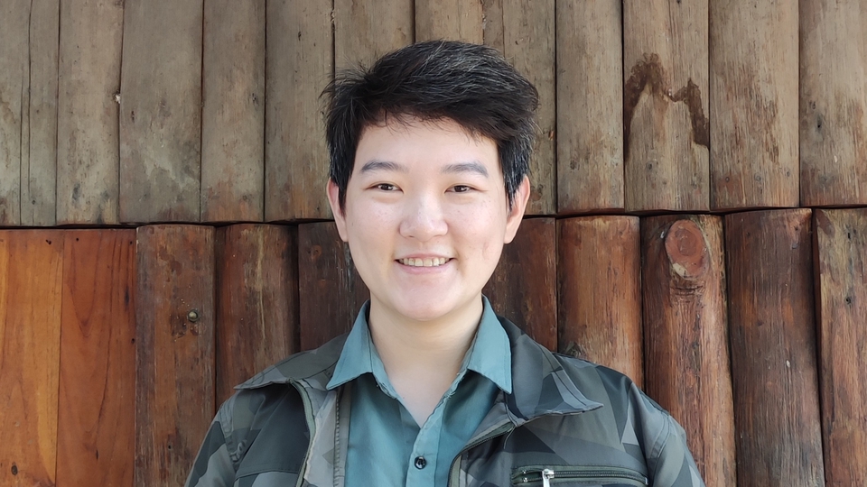 ภาพปัจจุบัน
ปกติ ชอบใส่รองเท้าเสริมส้น ให้สูงซัก 170 😄😄