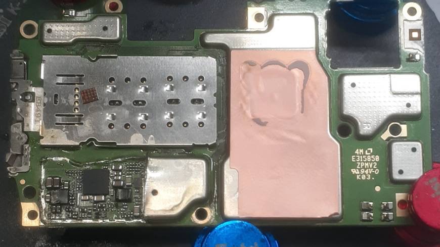 รับซ่อมเมนบอร์ดมือถือ/ไอโฟน/ไอแพด/แทปเล็ต/และเปลี่ยนจอทุกรุ่นทุกยี่ห้อ คิดเฉพาะค่าแรง เริ่มต้น300บาท