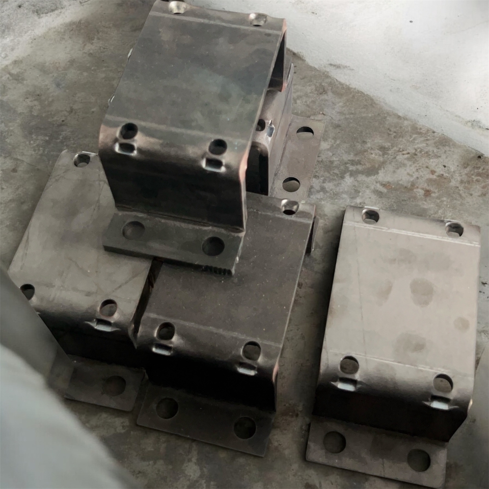 เขียนแบบวิศวกรรมและออกแบบโครงสร้าง - รับตัดเลเซอร์ / พับ / เชื่อมประกอบงานโลหะ / เขียนแบบ2D - 11