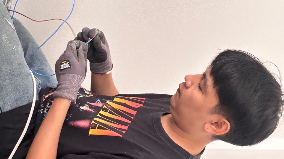 รับจ้างทำความสะอาดบ้านทั่วไทย  แม่บ้านรายวัน  บริการทำความสะอาด