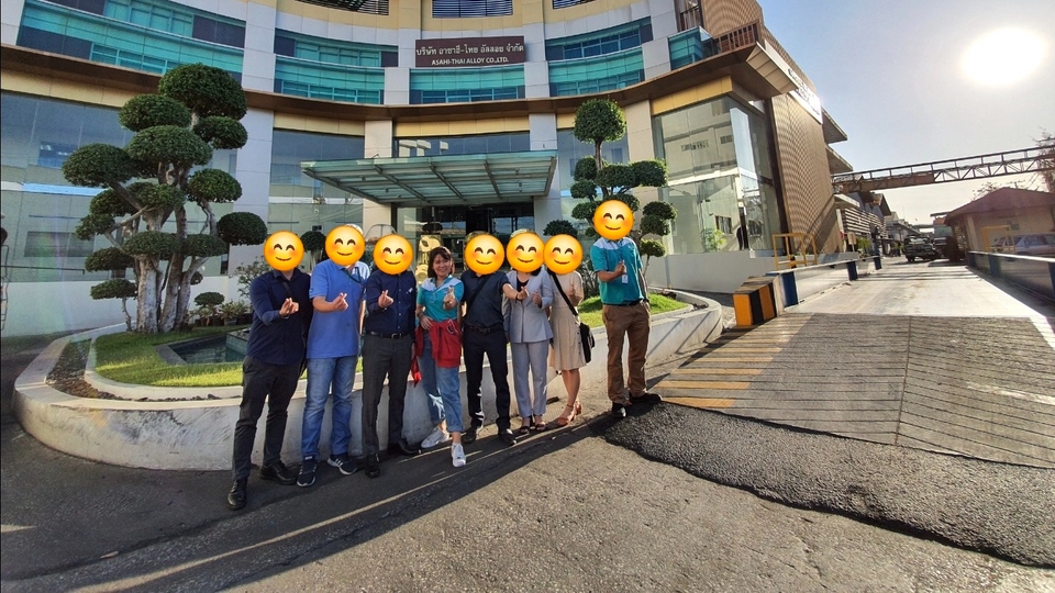 Customers visit factory waterworks products